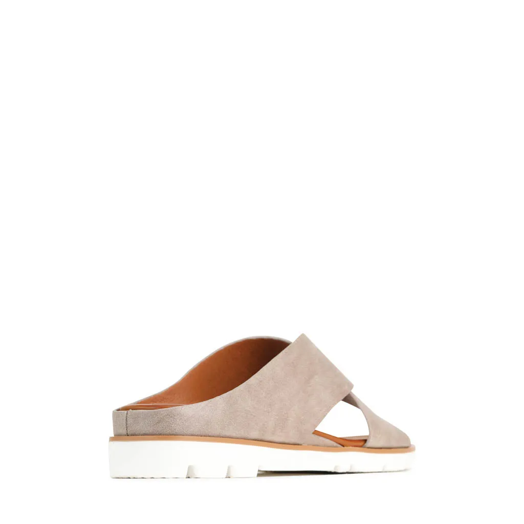 ABBY SLIDE SANDALS