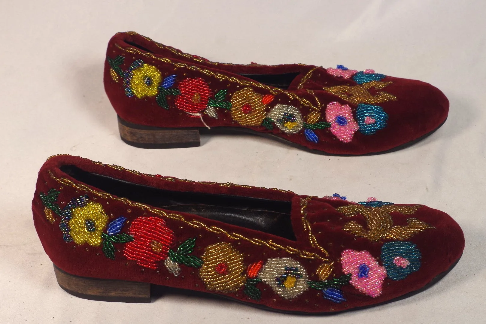 Beaded Red Floral Evening Slippers Women's 9 / Men's 7