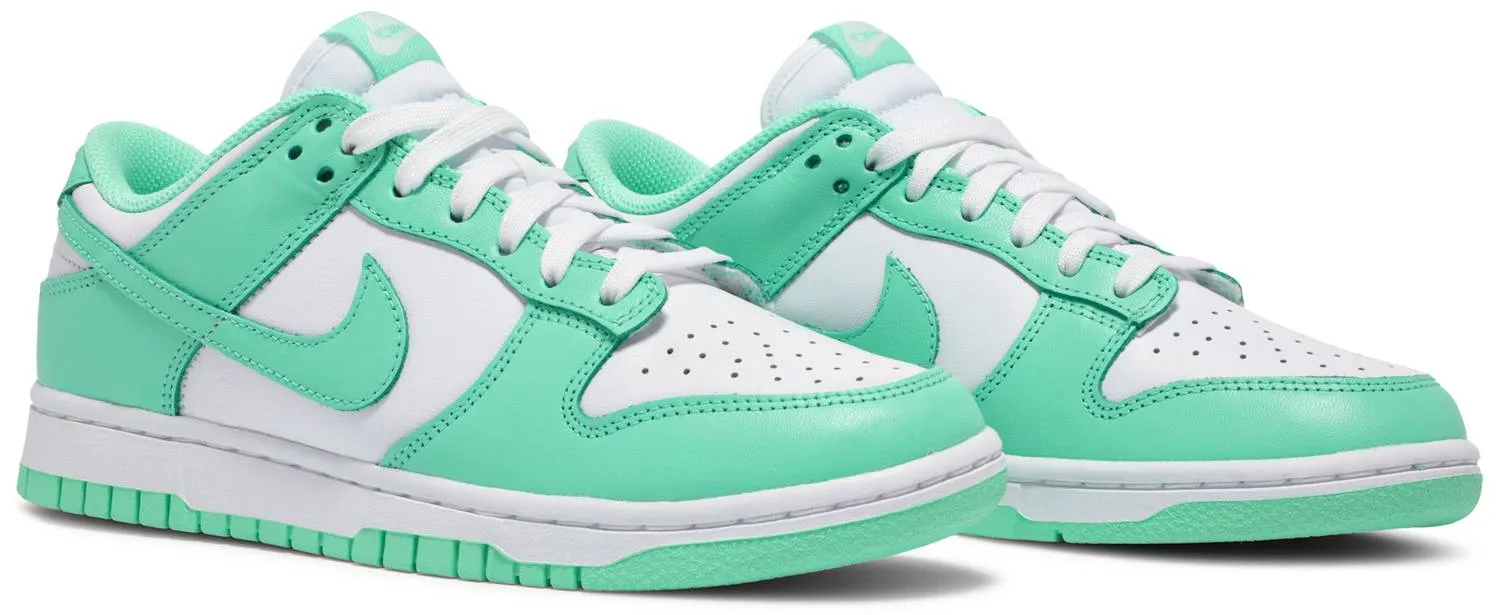 Dunk Low 'Green Glow' (W)
