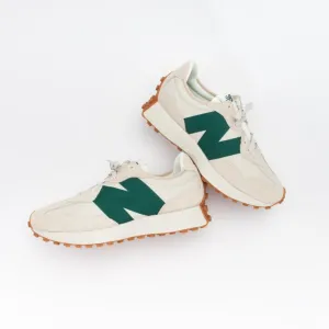 New Balance 327 Nightwatch Green