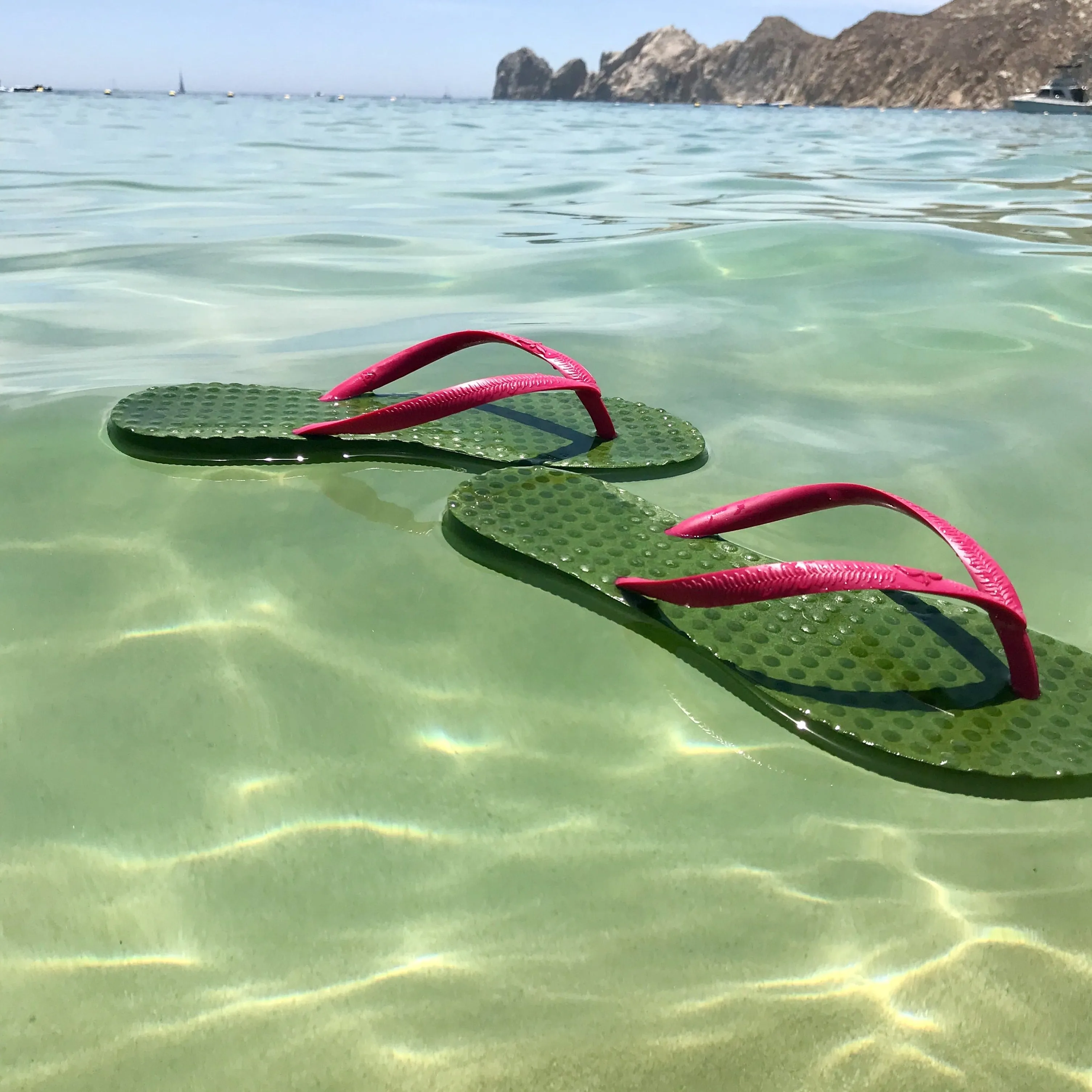 Women's Sustainable Flip Flops Army Green with Fuchsia Straps